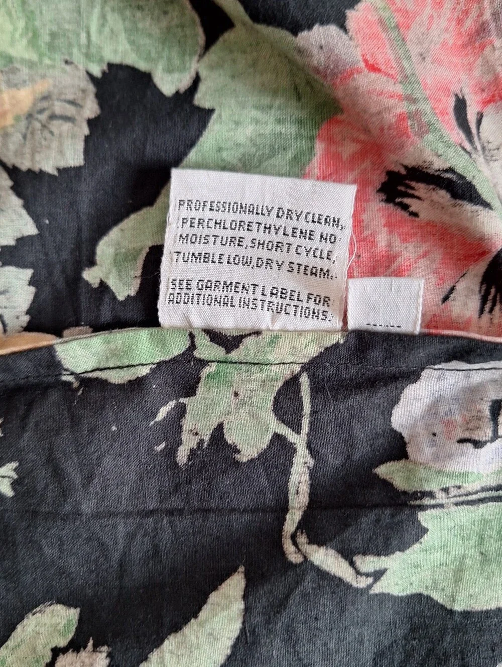 NWT Royal Silk Vintage Floral Black Short Kimono Robe with Tie Waist
